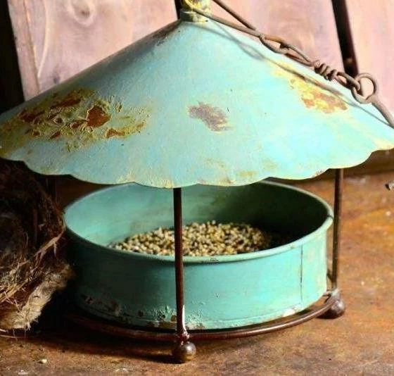 Peacock Park Birdie Buffet Rustic Hanging Feeder