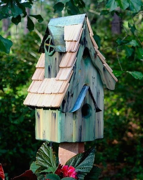 Heartwood Boyds Bungalow Cypress Birdhouse Unique Birdhouses