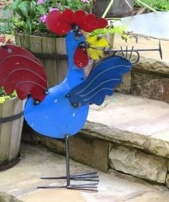 The Birdhouse Chick Jamming Roosters Metal Yard Art Statuary & Sculpture